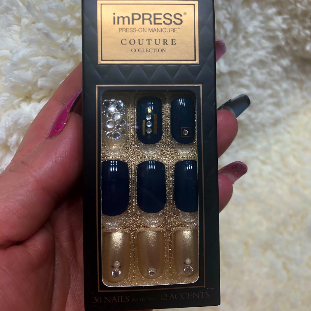 imPRESS COUTURE NAILS